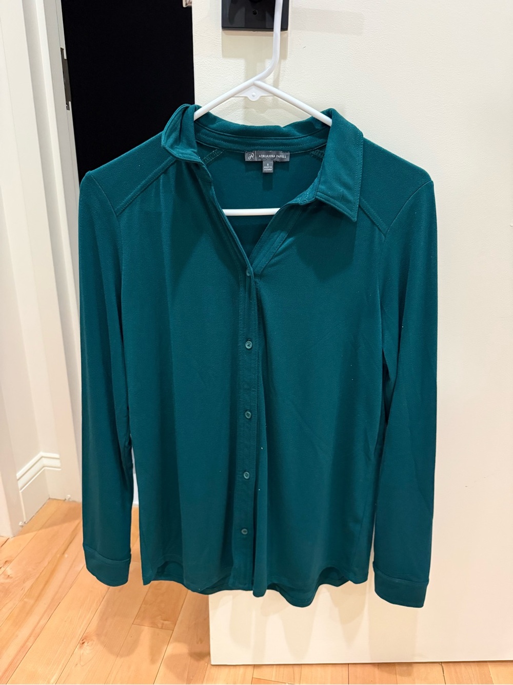 Adrianna Papell Teal Button-Front Long Sleeve Shirt